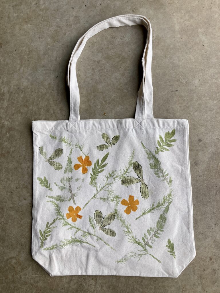Tataki zome totes at Philadelphia Floral Guild during a workshop for florists